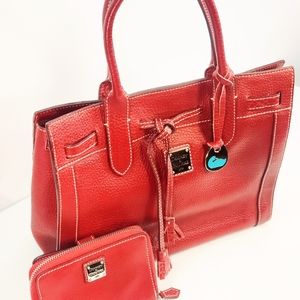 Dooney & Bourke Set